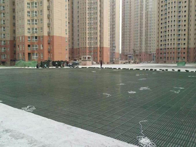 卷材車庫排水板施工